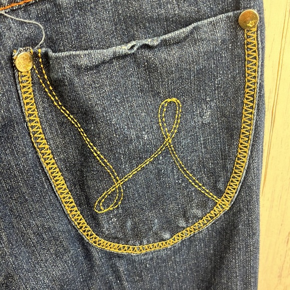 Notorious Big Dark Wash High Rose Wide leg jeans Vintage - Picture 7 of 8